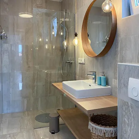 Marisa Hvar Iii Апартаменти